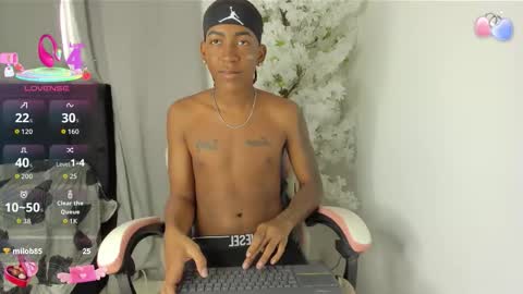 kay online show from March 19, 7:06 pm