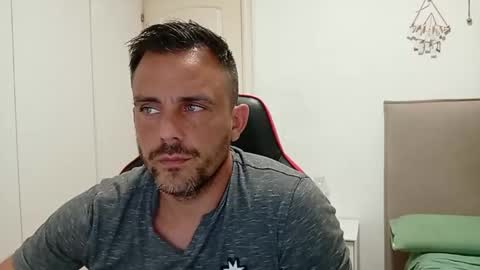 LatinBlueBoy online show from September 21, 7:03 pm