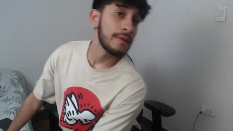 camilo online show from December 14, 12:22 am