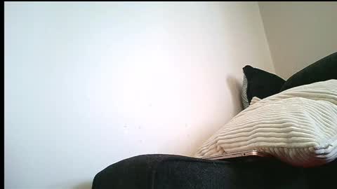 latindaddi online show from March 2, 2:36 pm