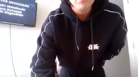 latinfrancisco95 online show from May 6, 3:23 pm