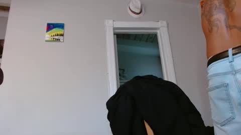 Chris online show from February 13, 5:29 pm