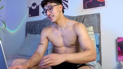 Logan online show from November 5, 11:18 pm