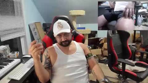 LatinLover83 online show from February 24, 3:29 am