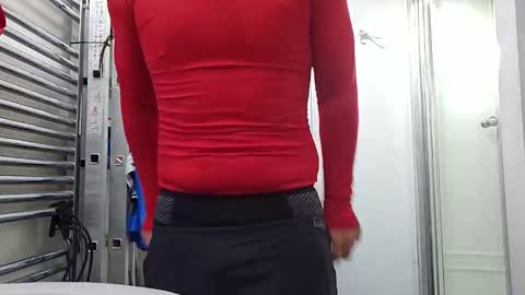 latino8484 online show from November 23, 11:43 am