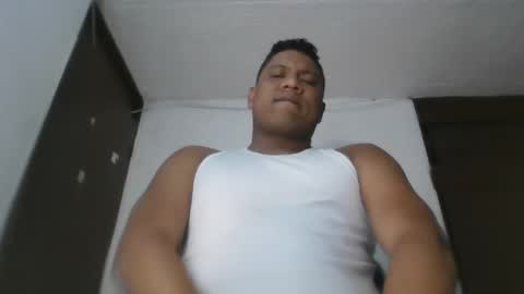 latinrayf online show from November 2, 5:01 am