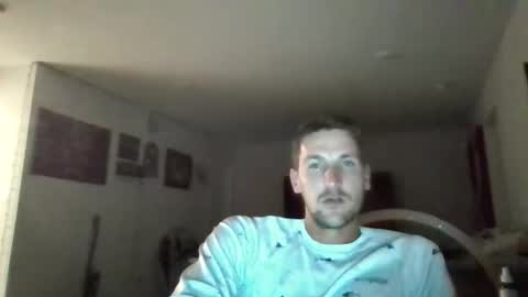Snapshot of latvianhammer302 chatting on October 27, 10:56 pm latvianhammer302 online show from October 27, 10:56 pm