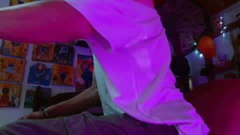 Snapshot of laye19 chatting on January 2, 2:35 pm Laye19 online show from January 2, 2:35 pm