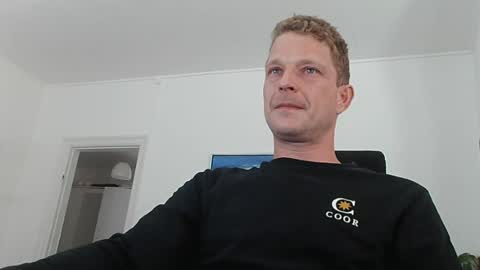 lboogie4242 online show from July 1, 1:56 pm