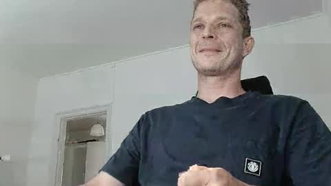 lboogie4242 online show from July 5, 5:42 pm