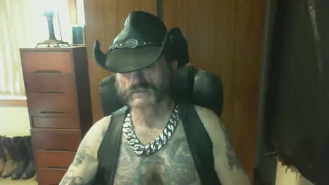 leathergreaser online show from February 3, 6:40 am