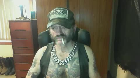 leathergreaser online show from February 2, 11:24 pm