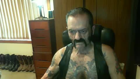 leathergreaser online show from January 2, 5:24 am