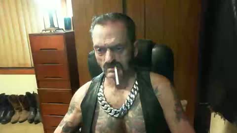 leathergreaser online show from December 22, 10:06 am