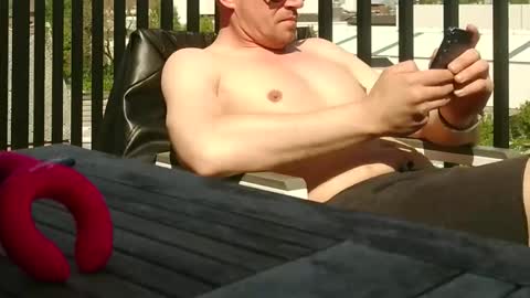 leatherjacketlove online show from April 27, 12:24 pm