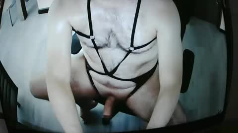 Snapshot of lechiffre1205 chatting on January 3, 12:30 pm Michel online show from January 3, 12:30 pm