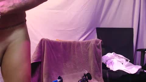 Lee Cox online show from November 1, 2:37 am