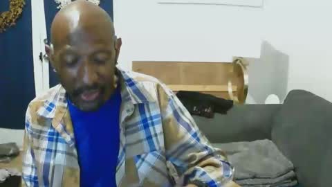 Ebony DeafGuy online show from April 4, 6:54 am