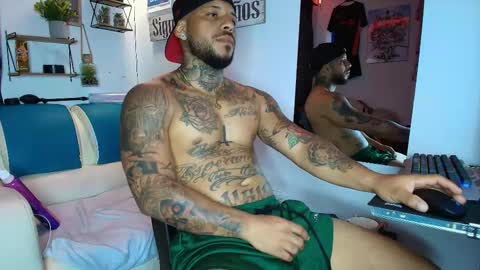 leenar_key online show from September 22, 2:49 pm