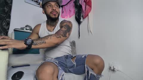 leenar_key online show from February 1, 2:02 pm