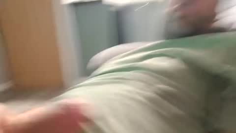 leightimmins001 online show from June 12, 10:29 pm