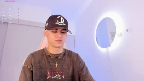 Lenner INDEPENDENT MODEL online show from November 27, 5:44 am