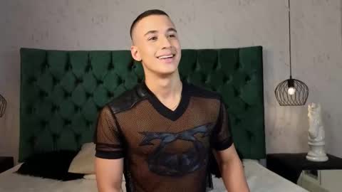 leo online show from March 2, 9:30 pm