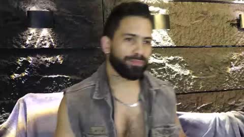 Leo  Diaz online show from September 12, 2:44 am