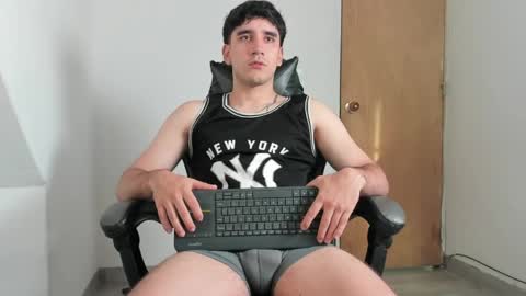 Leo Jones online show from May 30, 9:37 pm
