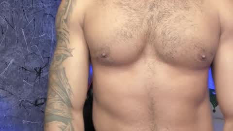 Leo independent model online show from December 22, 3:36 am