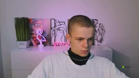 leo_valor online show from December 5, 10:44 am