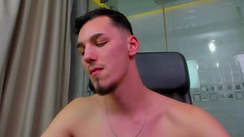 LeoIsaiah online show from January 13, 4:08 pm