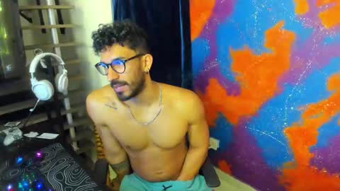Snapshot of leondevereda_ chatting on October 22, 11:52 pm Len online show from October 22, 11:52 pm