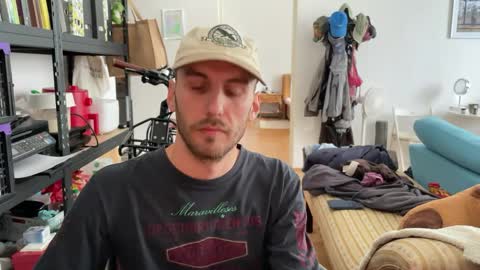 Leon online show from October 7, 10:41 am