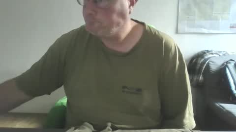 homquisgode online show from December 18, 12:45 pm