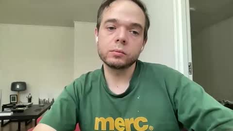 leroidesaulnes online show from April 4, 12:46 pm