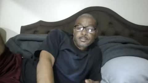 letmegetsum2 online show from May 21, 12:53 pm