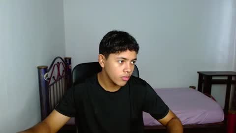 Snapshot of levii_7 chatting on September 13, 8:32 pm 0600AM-1200PM - online show from September 13, 8:32 pm