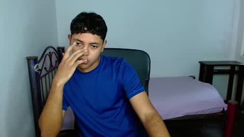 Snapshot of levii_7 chatting on September 16, 10:10 pm 0600AM-1200PM - online show from September 16, 10:10 pm