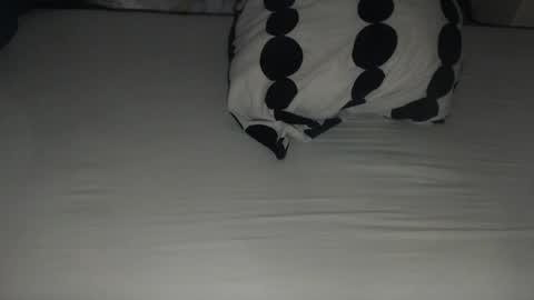 lewenzi online show from January 11, 8:01 pm