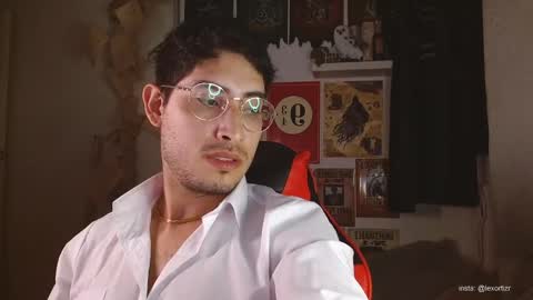 Snapshot of lex_ross chatting on February 9, 12:18 am lex ross online show from February 9, 12:18 am