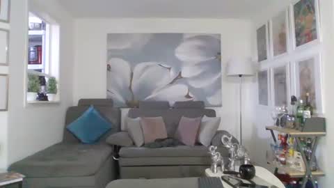 Snapshot of lexxandbuster chatting on October 28, 6:43 pm LEXX  BUSTER online show from October 28, 6:43 pm