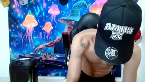 Andres online show from July 18, 11:10 pm