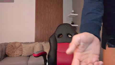 Liam Collins online show from March 12, 11:42 am