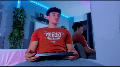 liam_conorr online show from December 12, 12:55 pm