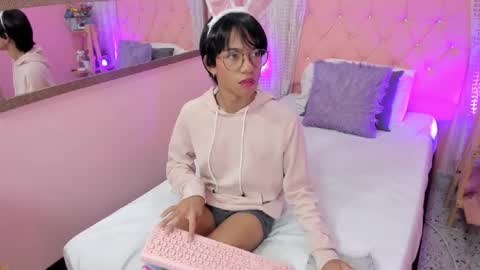 Liam online show from September 18, 4:14 am