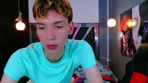 liam_green1 online show from February 27, 8:08 pm