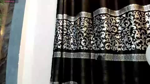 LIAM KLEIN online show from February 14, 11:31 am