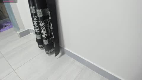 LIAM KLEIN online show from January 28, 11:17 am