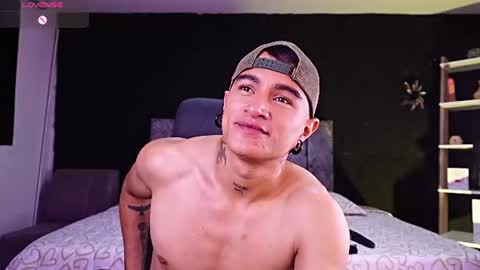 LiamDeep online show from July 14, 2:05 am